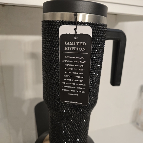 New Hydrapeak Black Rhinestone Stainless Steel 40oz Tumbler - Picture 9 of 14